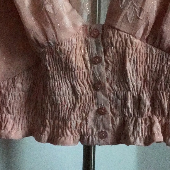 Light Pink sheer  top long sleeve🌸💓 - Picture 3 of 3